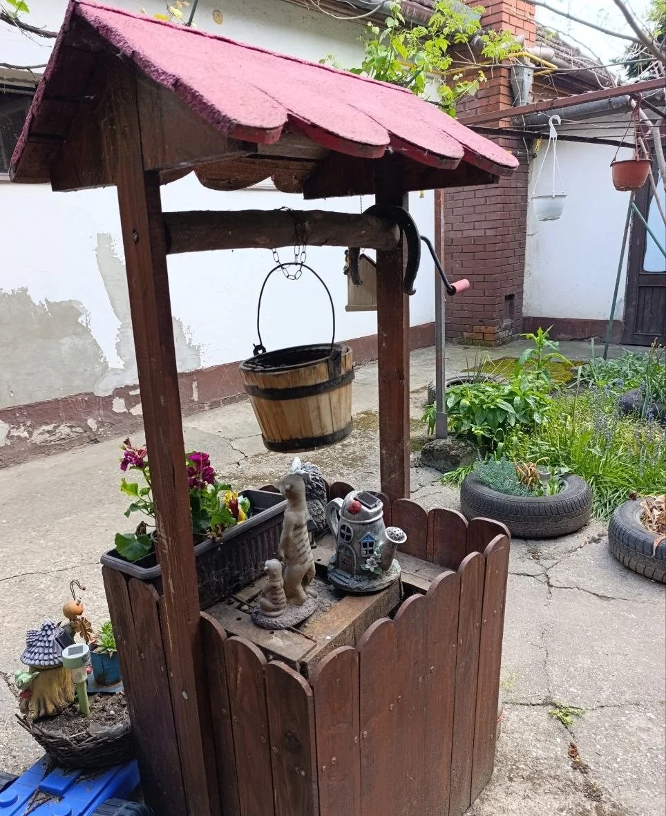 Дом в городе с внутренним двориком. 40 км от Нови Сада.