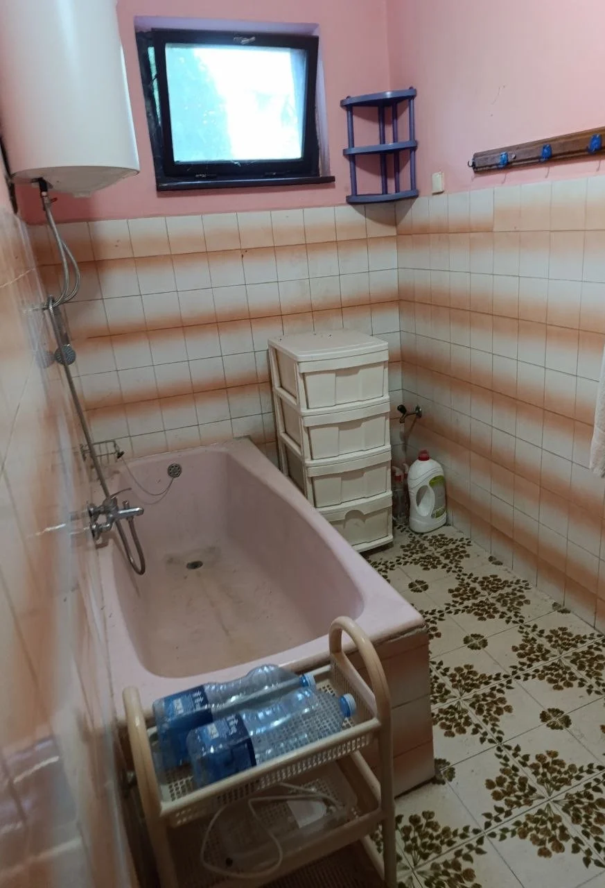 Жилой дом в городе. 40 км от Нови Сада.