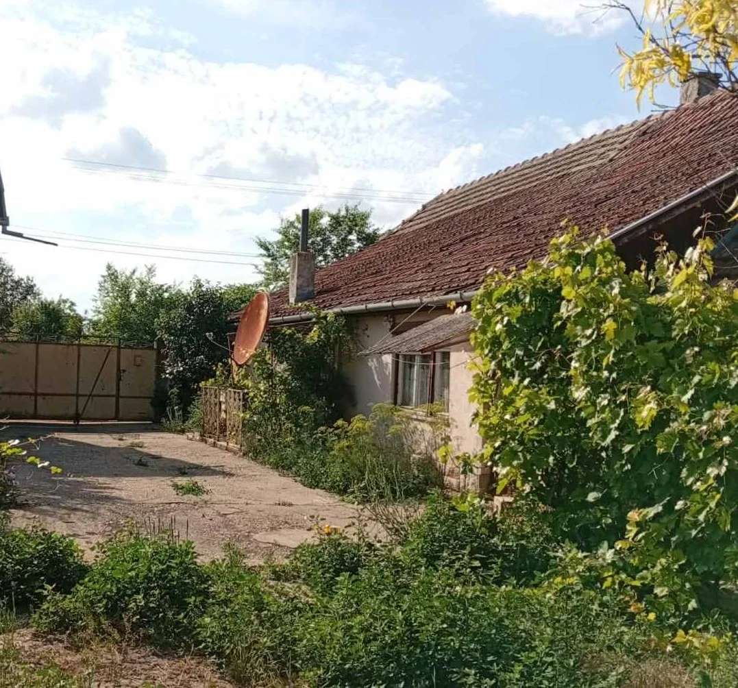 Недорогой дом под дачу/ВНЖ/проживание. 50 км от Нови Сада.