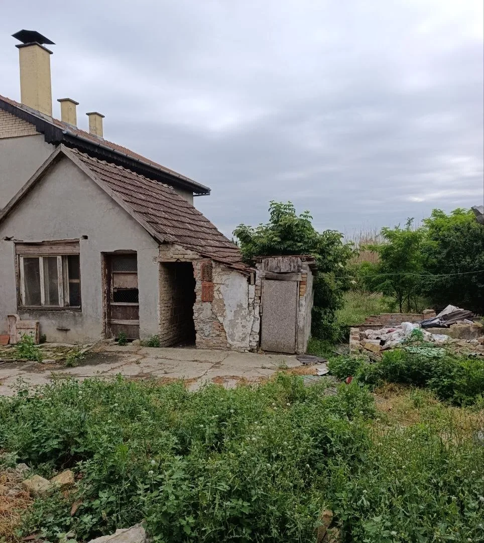 Предложение под дачу/ВНЖ/проживание.50 км от Нови Сада.